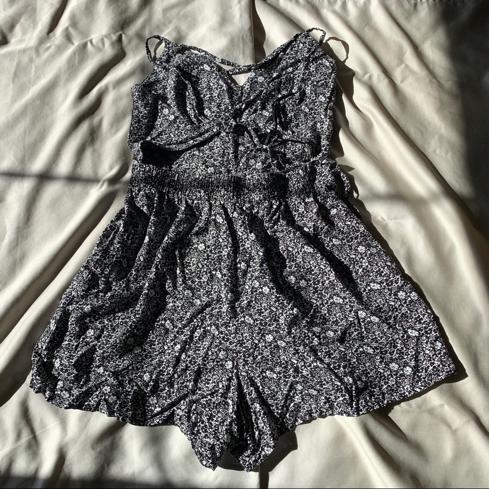 hollister floral romper